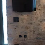 Pyrrichos Stone House * Pirrikhos