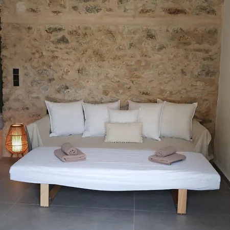 펜션 Pyrrichos Stone House *