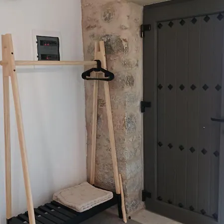 Pyrrichos Stone House *