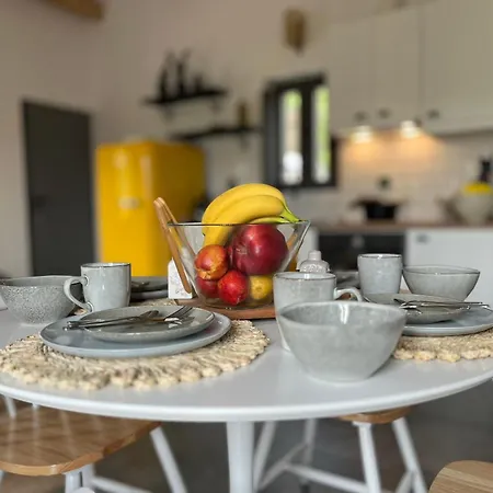 Pyrrichos Stone House Pirrikhos