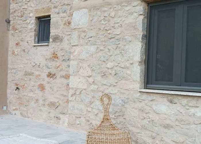 Pyrrichos Stone House