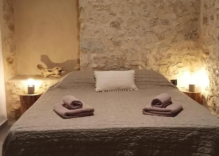 Pyrrichos Stone House *