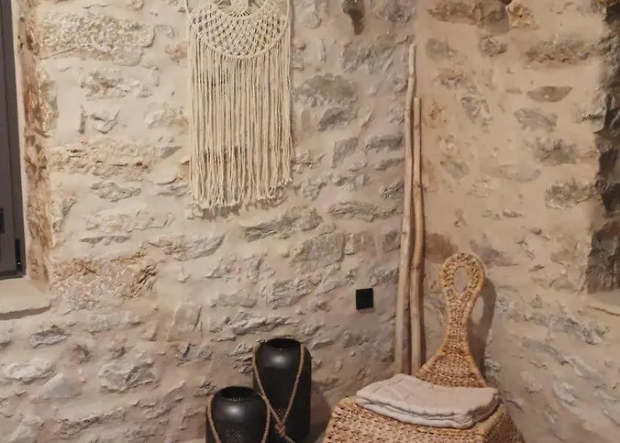 펜션 Pyrrichos Stone House Pirrikhos