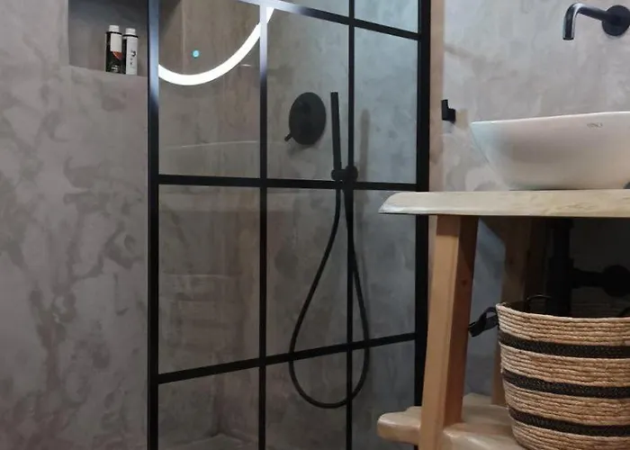 Pyrrichos Stone House *